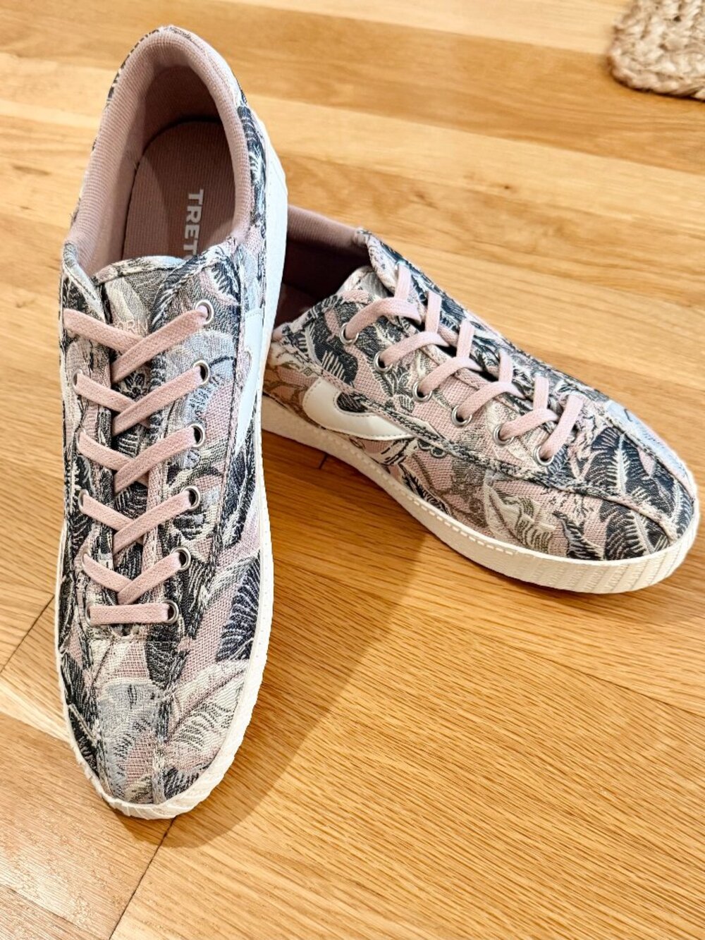 NWT Tretorn Nylite Plus Jacquard Low-Top Sneakers Sz 10